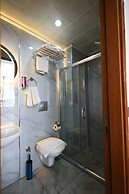 Hotel New House