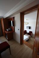 Hotel New House
