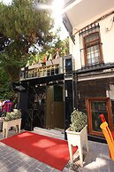 Hotel New House