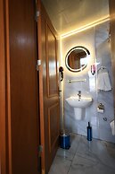 Hotel New House