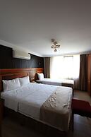 Hotel New House