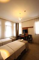 Hotel New House