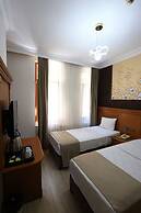 Hotel New House