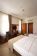 Hotel New House