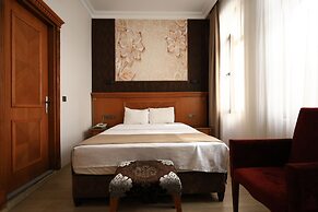 Hotel New House