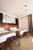 Hotel New House