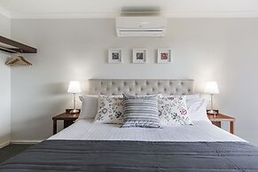 Shambhala Guesthouse