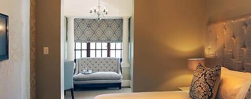 The Saint James on Venice Luxury Guest House