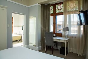 The Saint James on Venice Luxury Guest House