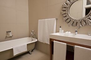 The Saint James on Venice Luxury Guest House