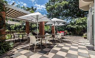 The Saint James on Venice Luxury Guest House