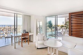 Hilton Vacation Club The Modern Honolulu