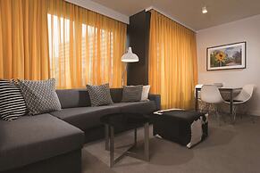 Adina Apartment Hotel Berlin Hackescher Markt