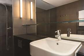 Adina Apartment Hotel Berlin Hackescher Markt