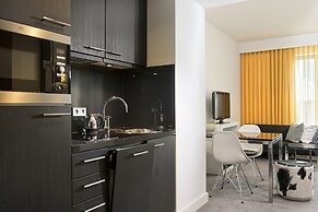 Adina Apartment Hotel Berlin Hackescher Markt