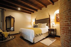Los Pasos Boutique Hotel & Spa