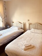 The Purple Tree Guest House