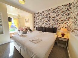 The Purple Tree Guest House