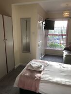 The Purple Tree Guest House