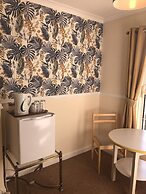 The Purple Tree Guest House