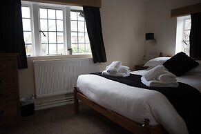 Village House Coaching Inn