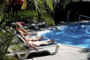 Nomads Noosa Backpackers Hostel