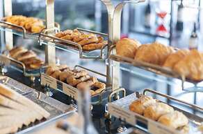 Woodlands Suites Serviced Residences