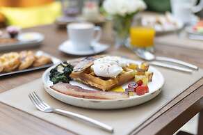 Woodlands Suites Serviced Residences