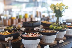 Woodlands Suites Serviced Residences