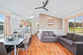 Lake Hume Holiday Park