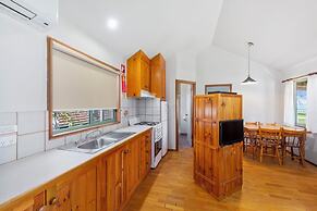 Lake Hume Holiday Park