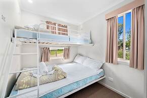 Lake Hume Holiday Park