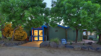 Lake Hume Holiday Park