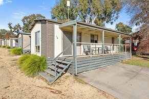 Lake Hume Holiday Park