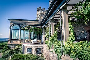 Relais & Châteaux Hotel Burg Schwarzenstein