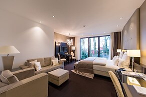Relais & Châteaux Hotel Burg Schwarzenstein