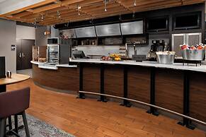 Courtyard by Marriott Raleigh North/Triangle Town Center