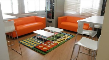 Dormavalència Hostel