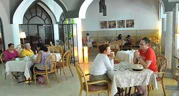 Al Sawadi Beach Resort & Spa