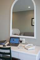 Cornwall Motor Lodge