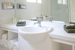 Cornwall Motor Lodge