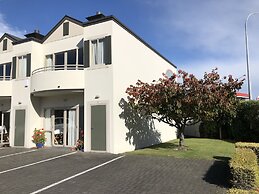 Cornwall Motor Lodge