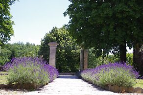 Logis Hôtels Domaine du Châtelard