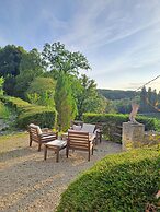 Logis Hôtels Domaine du Châtelard