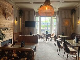 Beaufort Hotel