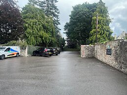 Beaufort Hotel