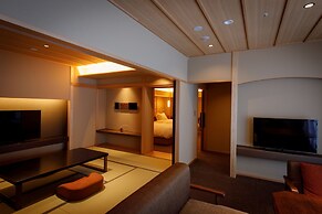 Nakanobo Zuien - Adults Only