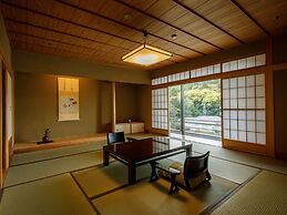 Nakanobo Zuien - Adults Only