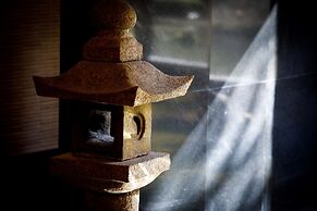 Nakanobo Zuien - Adults Only