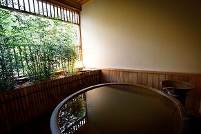 Nakanobo Zuien - Adults Only